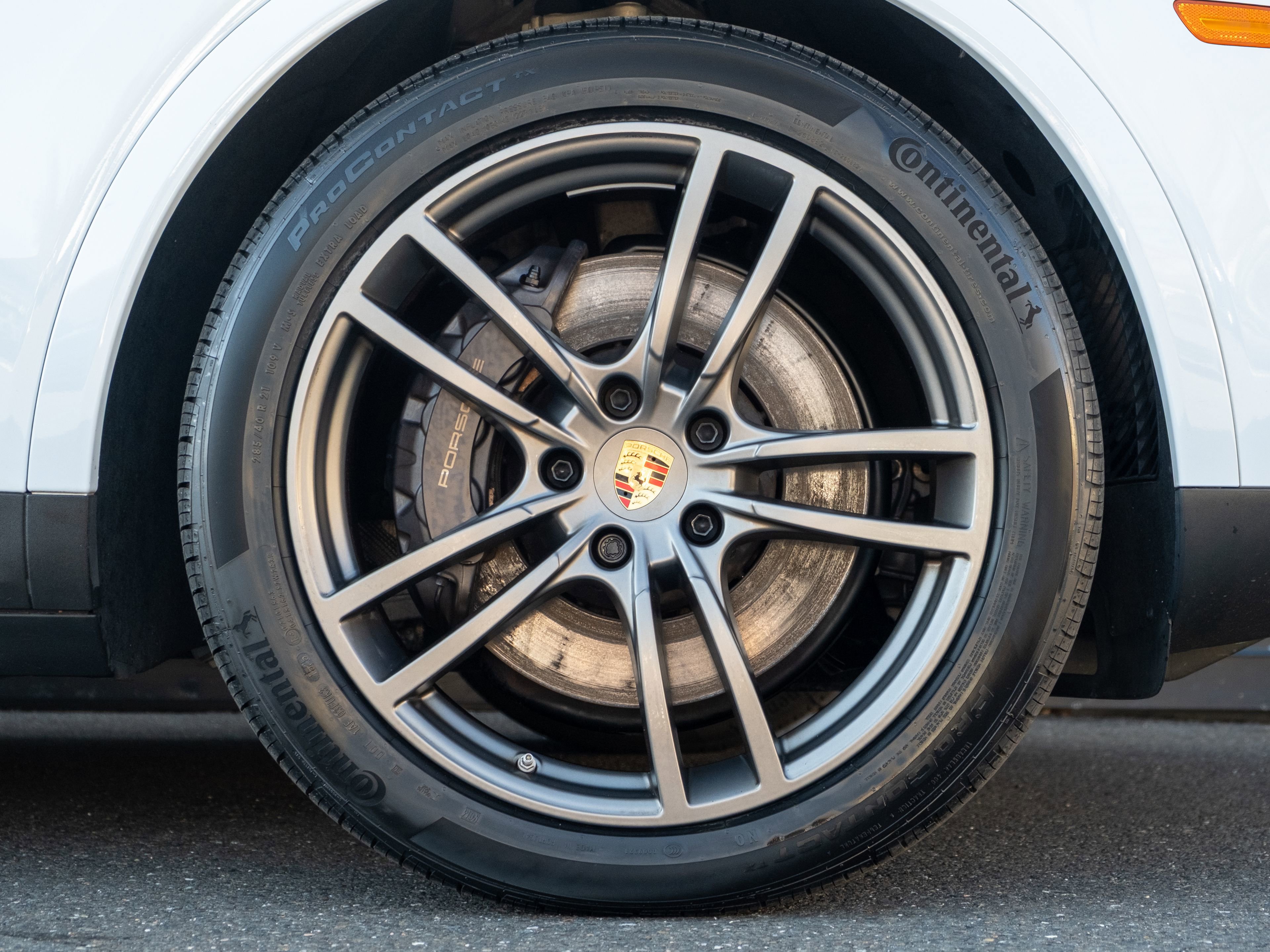 Certified 2023 Porsche Cayenne Coupe image 15