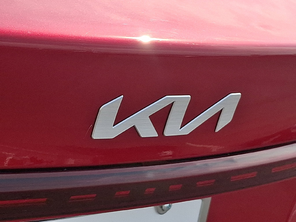 Used 2024 Kia Forte LXS FWD image 29