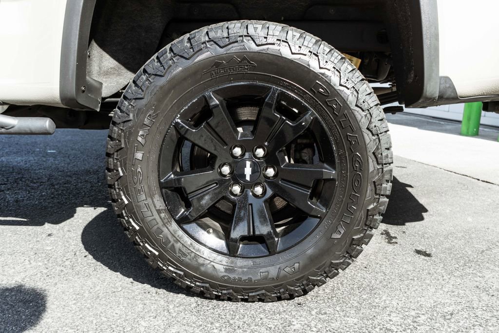Used 2021 Chevrolet Colorado ZR2 w/ ZR2 Dusk Special Edition AWD/4WD image 29
