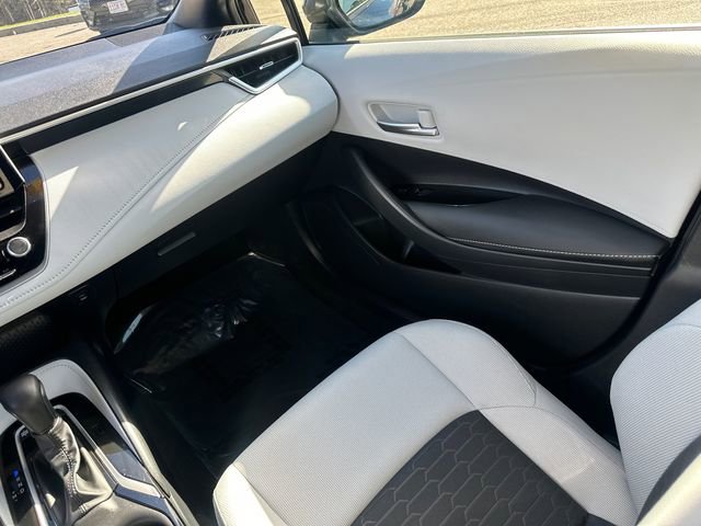 Used 2025 Toyota Corolla SE image 20