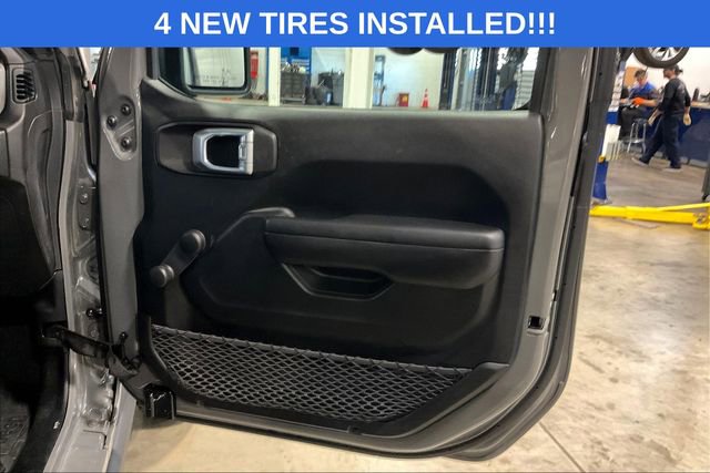 Used 2021 Jeep Gladiator Sport w/ Trailer Tow Package image 23