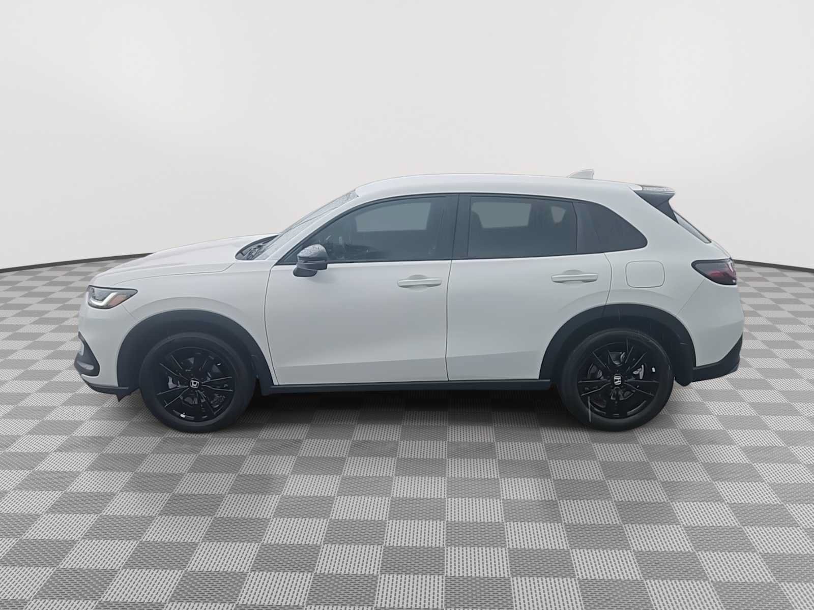 Certified 2027 Honda HR-V Sport image 5