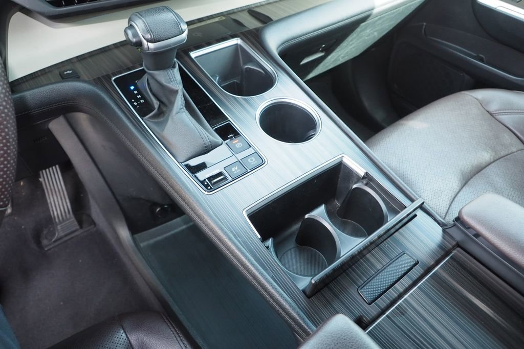 Used 2023 Toyota Sienna Platinum image 24