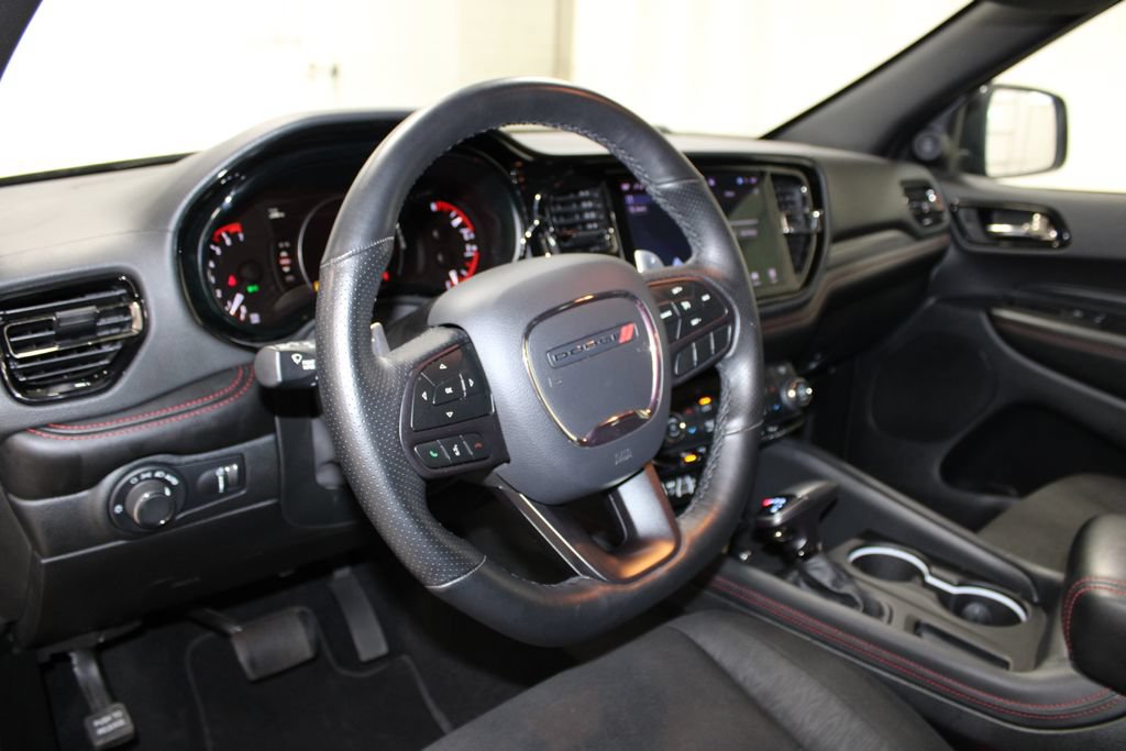 Used 2025 Dodge Durango GT AWD/4WD image 17