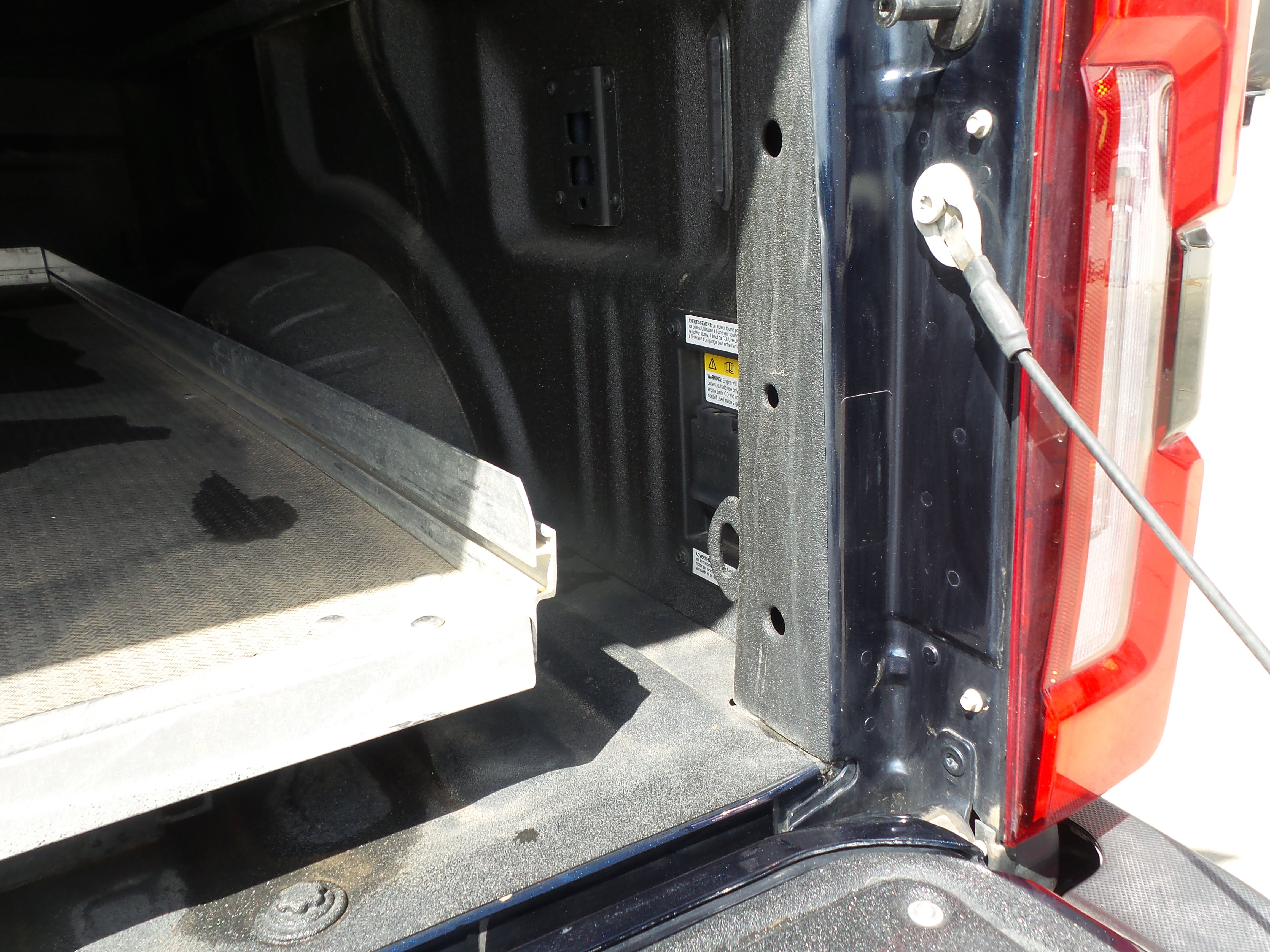 Used 2024 Ford F350 Platinum w/ FX4 Off-Road Package image 31