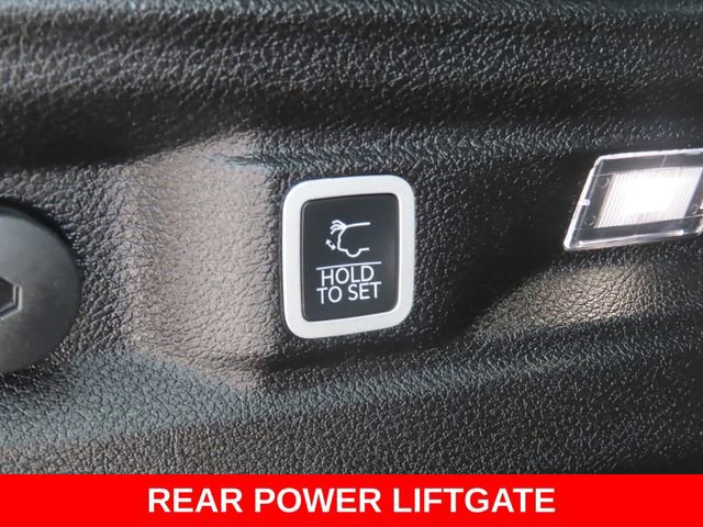 Used 2025 Jeep Grand Cherokee L Limited w/ Luxury Tech Group II AWD/4WD image 33