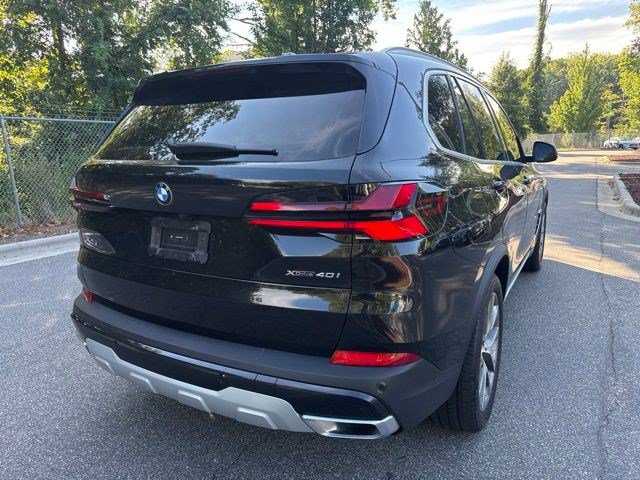 Used 2024 BMW X5 xDrive40i w/ Parking Assistance Package AWD/4WD image 13