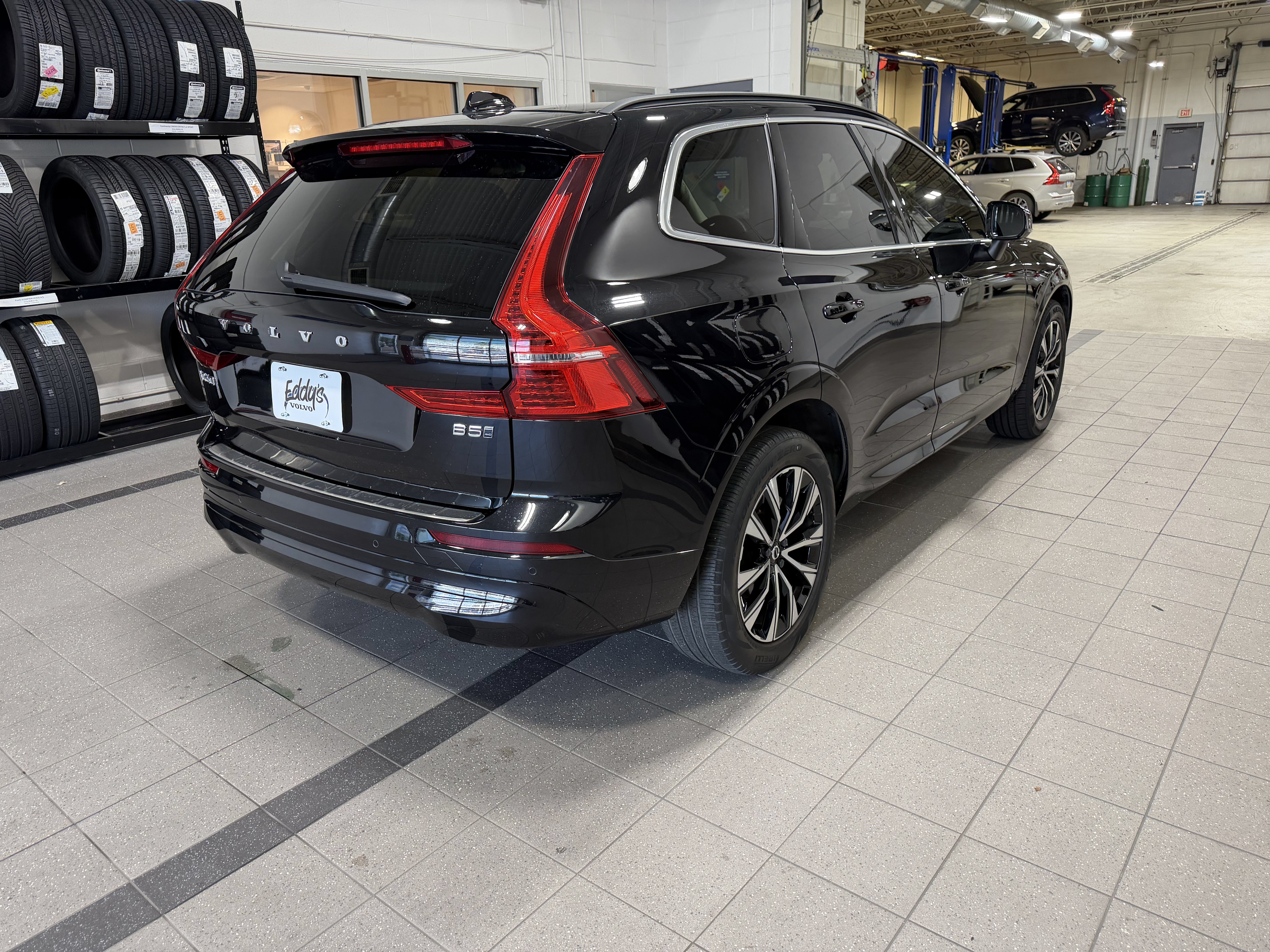 Used 2020 Volvo XC60 T5 Inscription AWD/4WD image 9