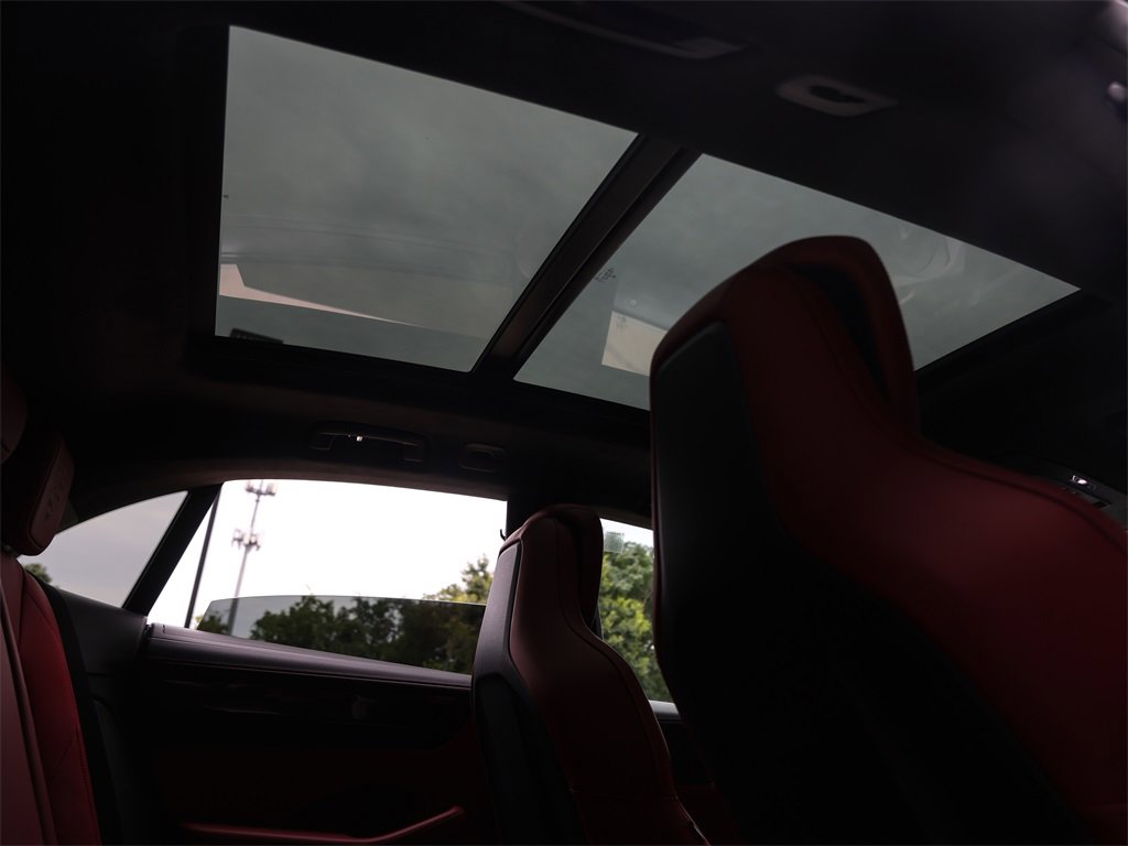 New 2025 Porsche Macan Turbo Electric image 41