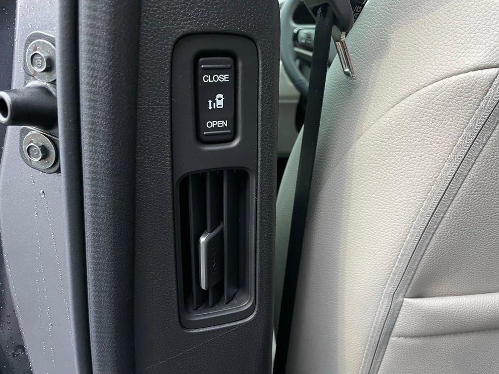 New 2026 Honda Odyssey Touring image 42