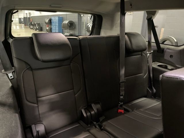 Used 2018 Chevrolet Suburban LT AWD/4WD image 31