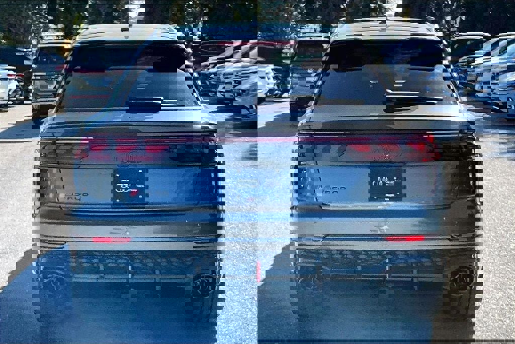 New 2026 Audi RS Q8 performance image 6