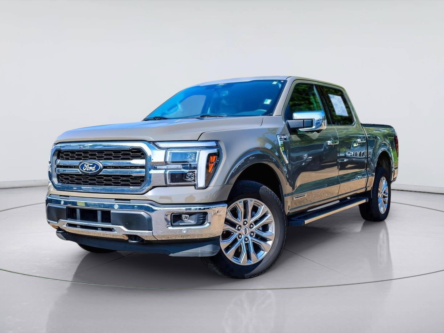 Used 2025 Ford F150 Lariat w/ Equipment Group 501A Mid AWD/4WD image 1