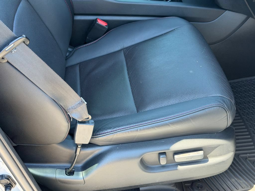 Certified 2024 Honda Passport Black Edition image 15