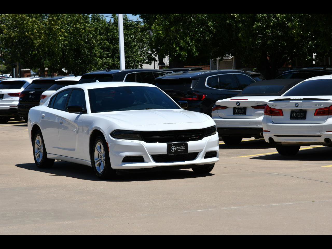 Used 2023 Dodge Charger SXT image 1