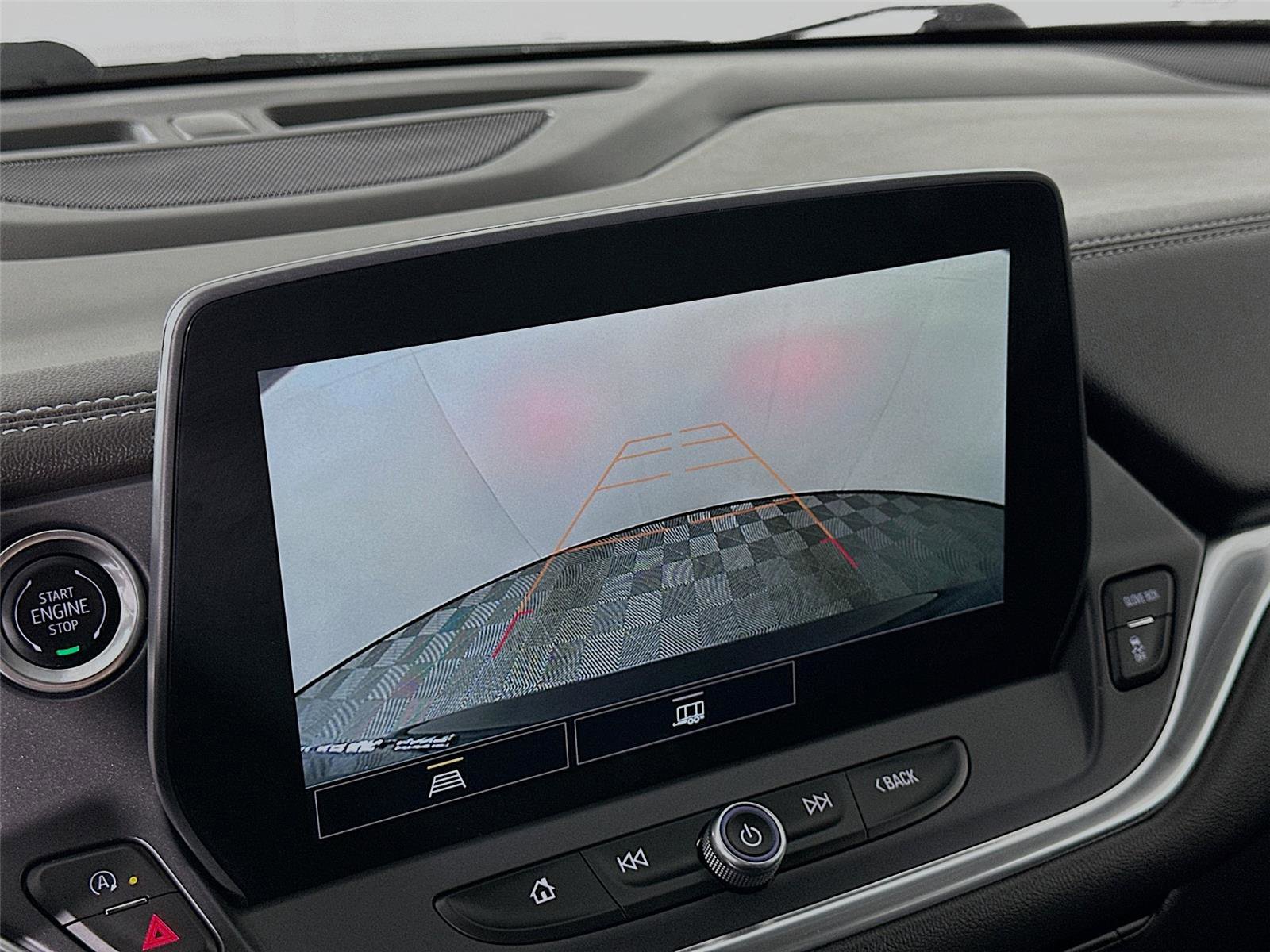 Used 2025 Chevrolet Blazer LT image 15