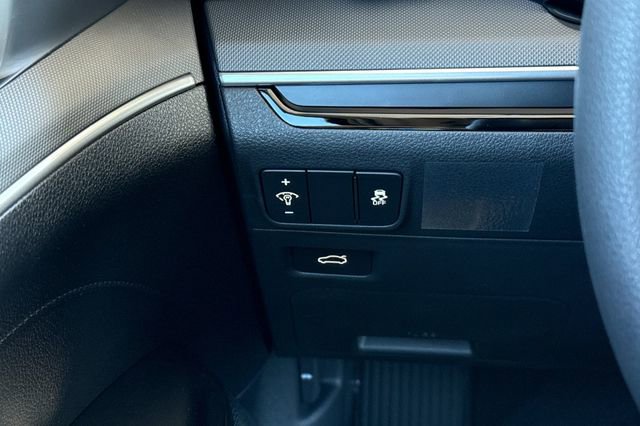 New 2026 Kia K5 LXS image 30