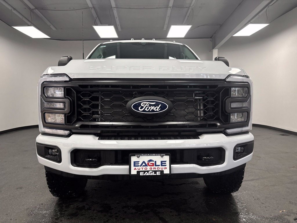New 2027 Ford F250 XL w/ Tremor Off-Road Package AWD/4WD image 4