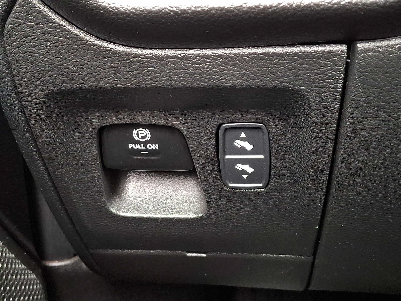 Used 2025 RAM 1500 Big Horn AWD/4WD image 26