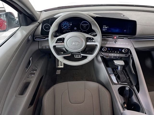New 2025 Hyundai Elantra SEL FWD image 21