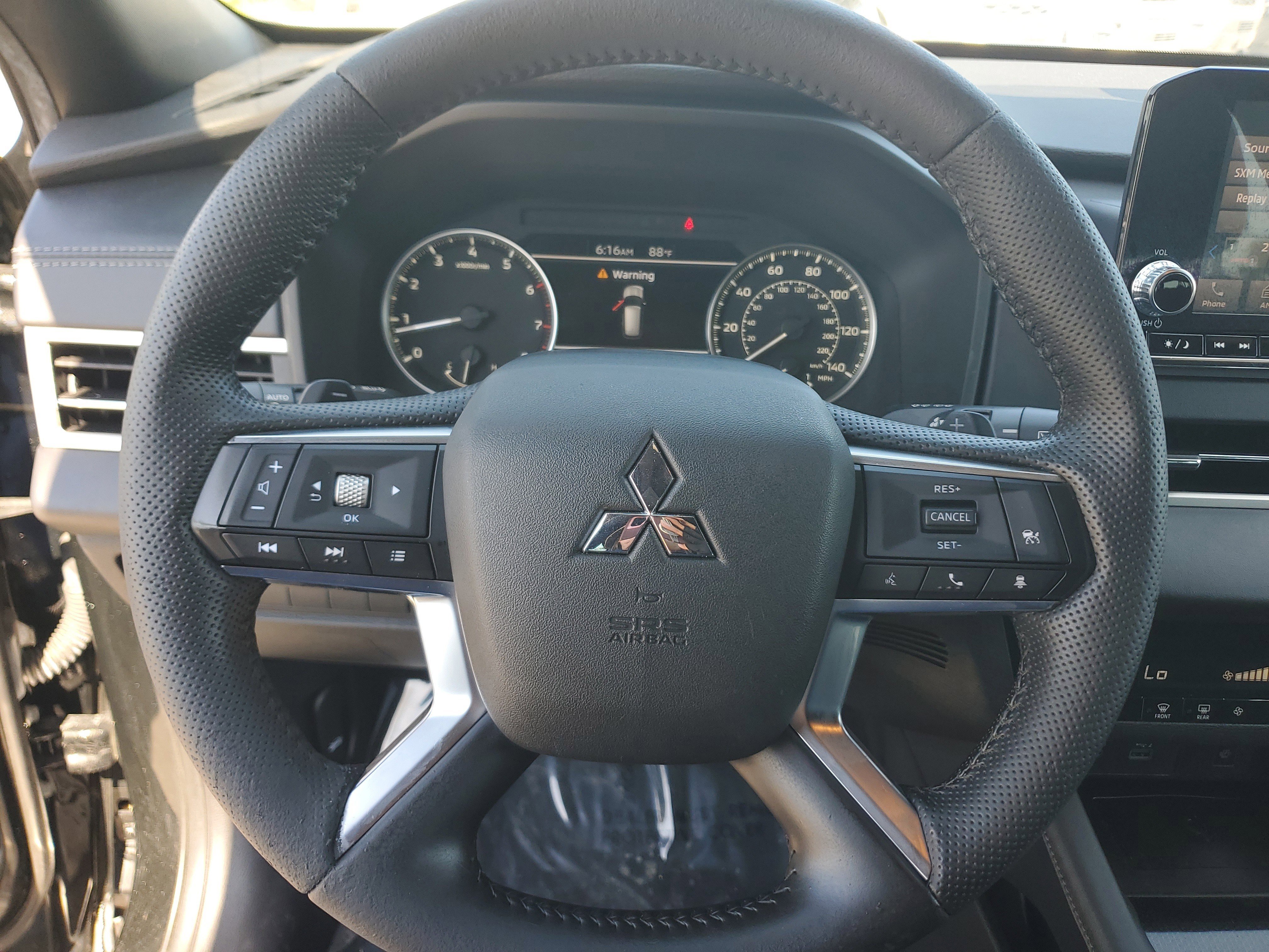 Used 2022 Mitsubishi Outlander SEL Black Edition image 21