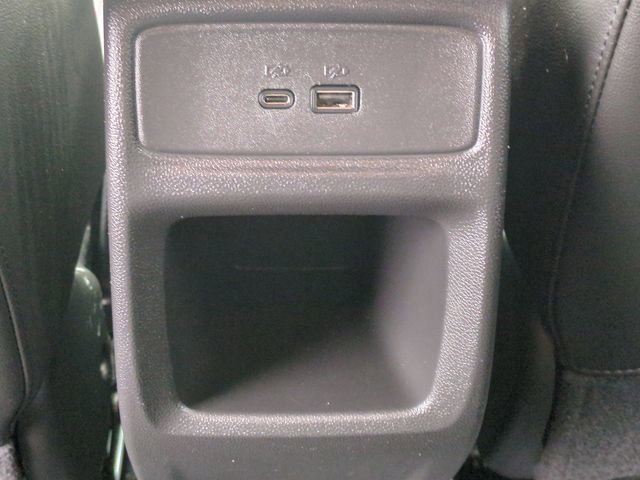 Certified 2024 Chevrolet Trax RS w/ Driver Confidence Package image 21