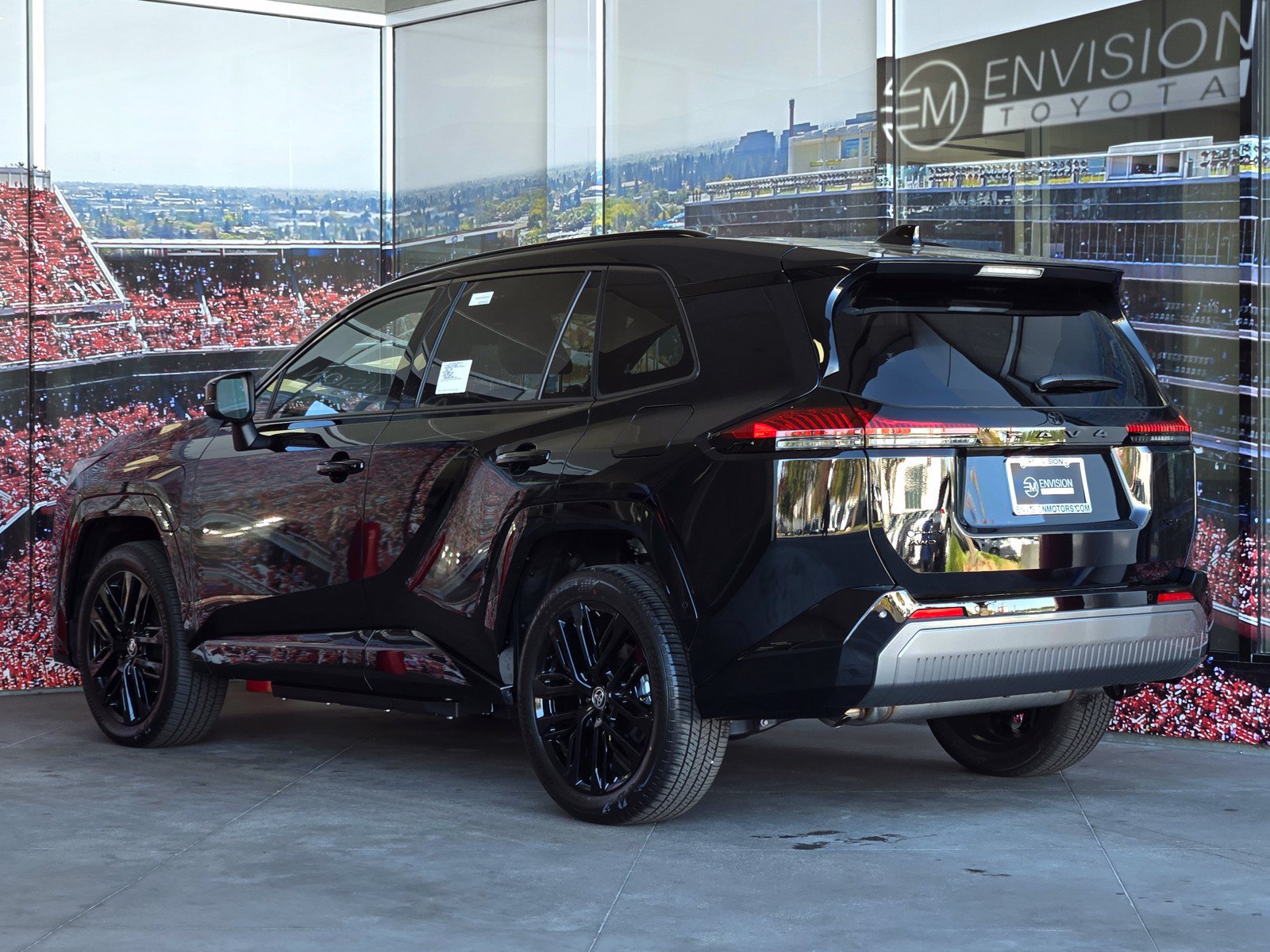 New 2026 Toyota RAV4 XSE w/ Panoramic Sun Roof Package AWD/4WD image 4
