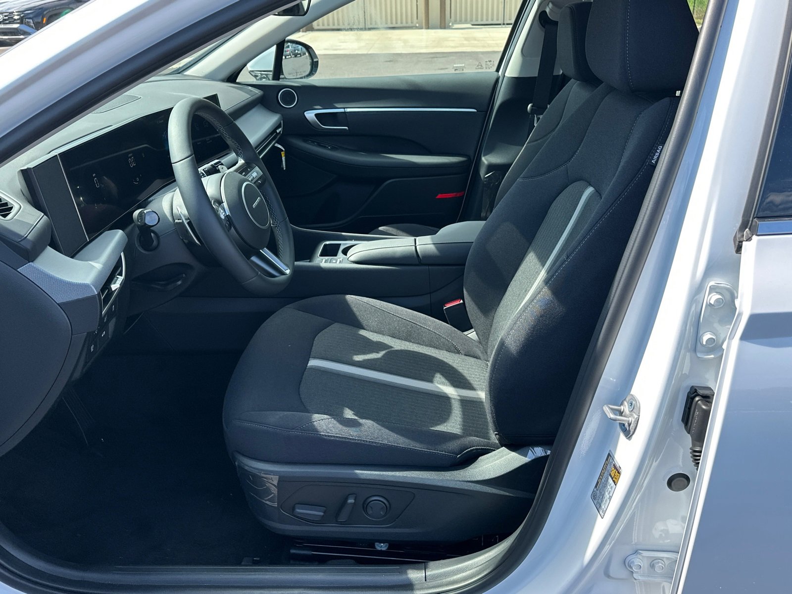New 2025 Hyundai Sonata SEL image 9