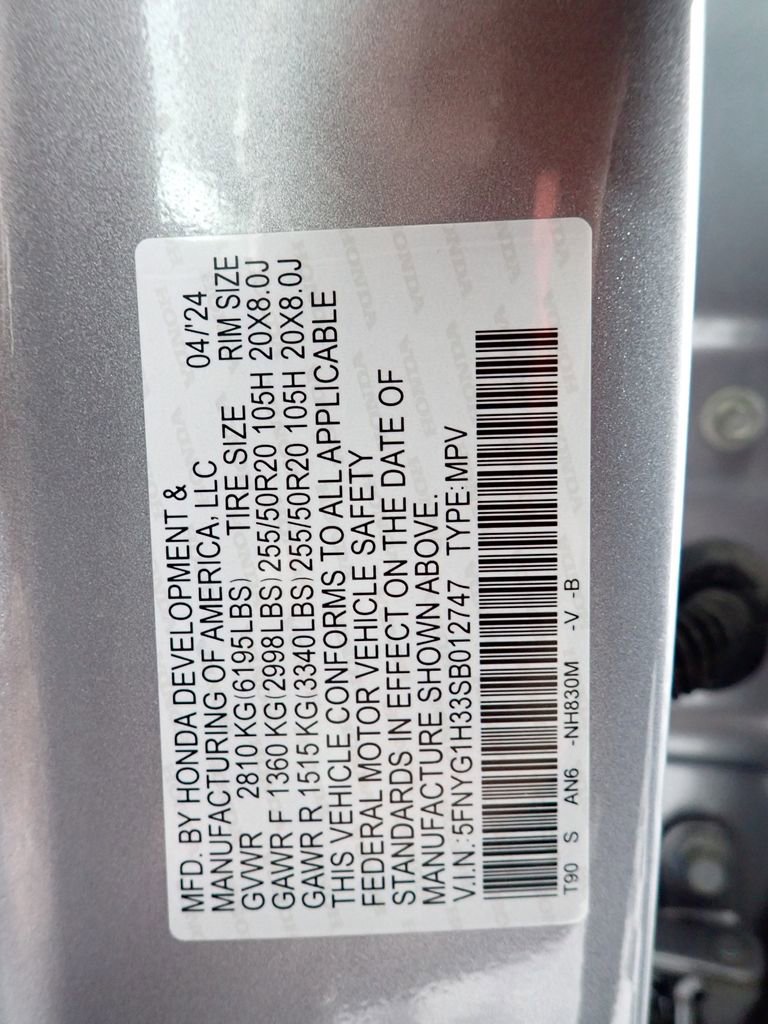 Used 2025 Honda Pilot Sport image 46