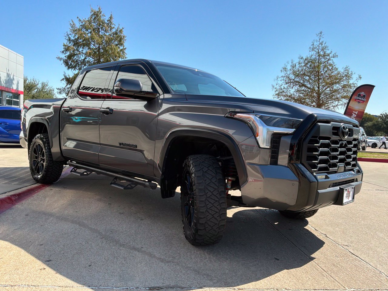 Used 2023 Toyota Tundra Limited w/ TRD Off-Road Package AWD/4WD image 4
