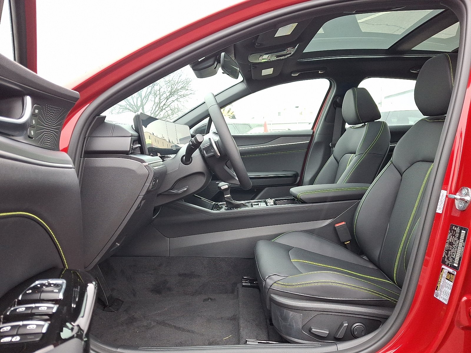 New 2026 Kia K5 GT w/ GT1 Package FWD image 9