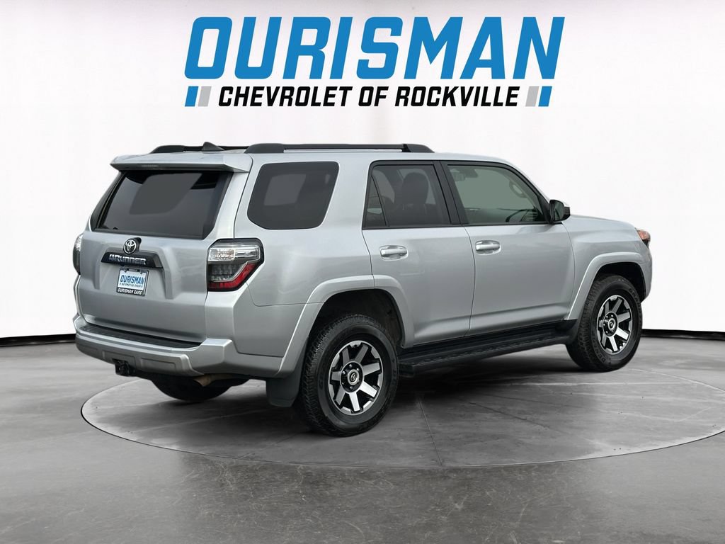 Used 2024 Toyota 4Runner TRD Off-Road AWD/4WD image 6