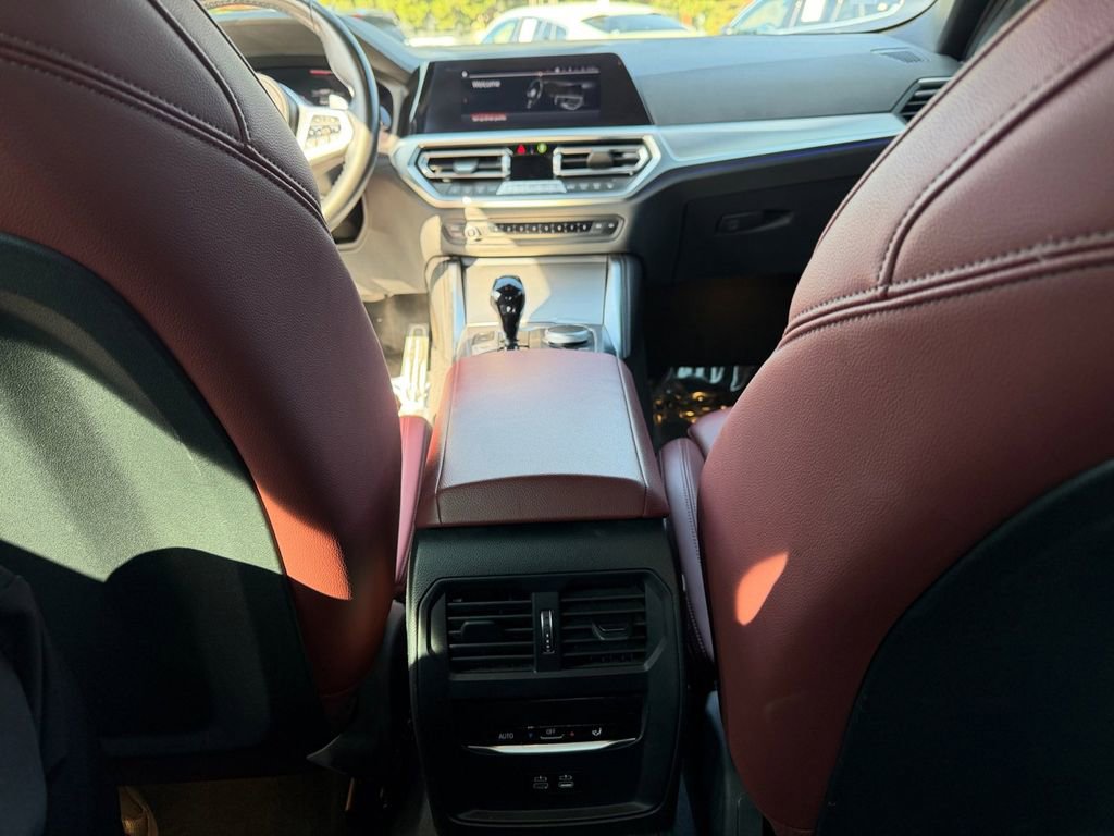 Used 2023 BMW 430i Coupe w/ M Sport Package image 29