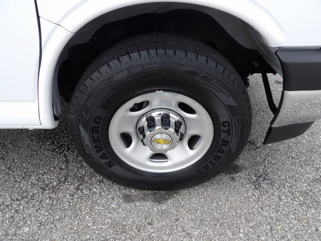Used 2025 Chevrolet Express 3500 LT w/ LT Preferred Equipment Group RWD image 60