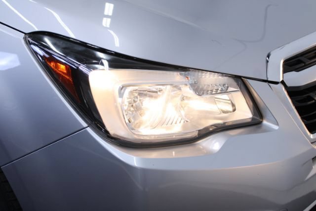 Used 2018 Subaru Forester 2.5i Premium w/ All-Weather Package AWD/4WD image 27