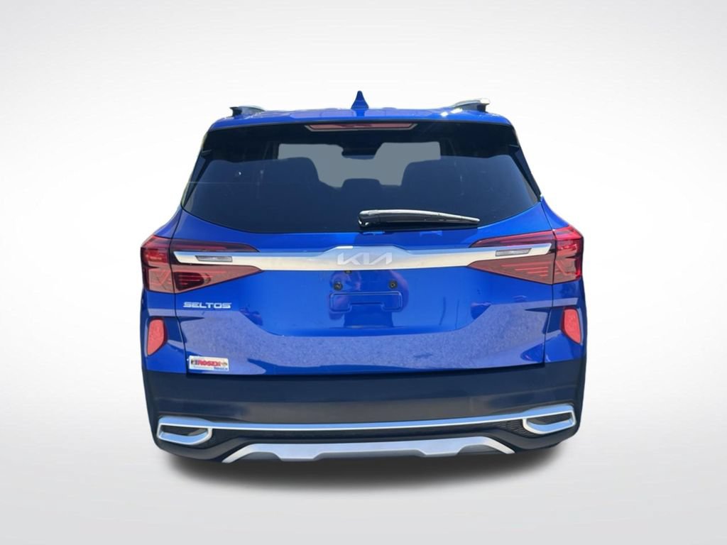 Certified 2023 Kia Seltos S w/ Navigation Package FWD image 46