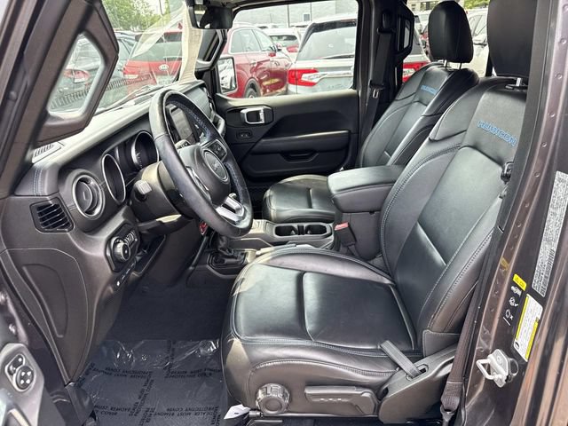 Used 2022 Jeep Wrangler Unlimited Rubicon 4xe w/ Cold Weather Group AWD/4WD image 14