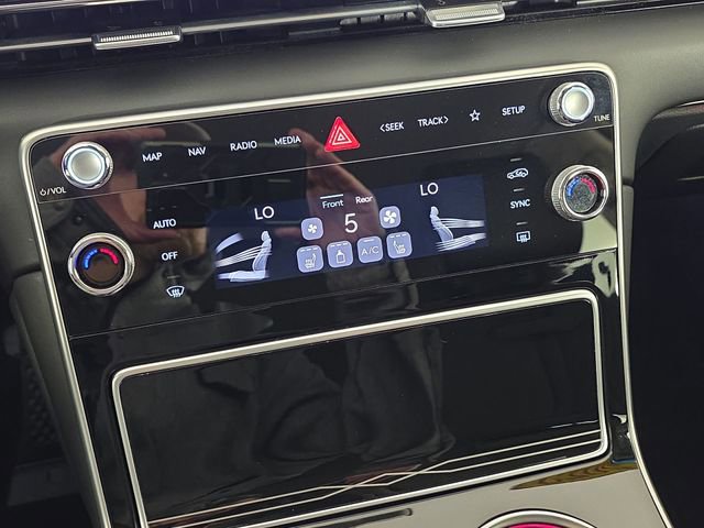 Used 2025 Genesis GV80 2.5T Standard image 24