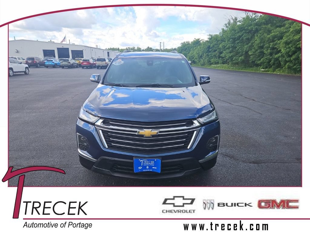 Used 2023 Chevrolet Traverse LT