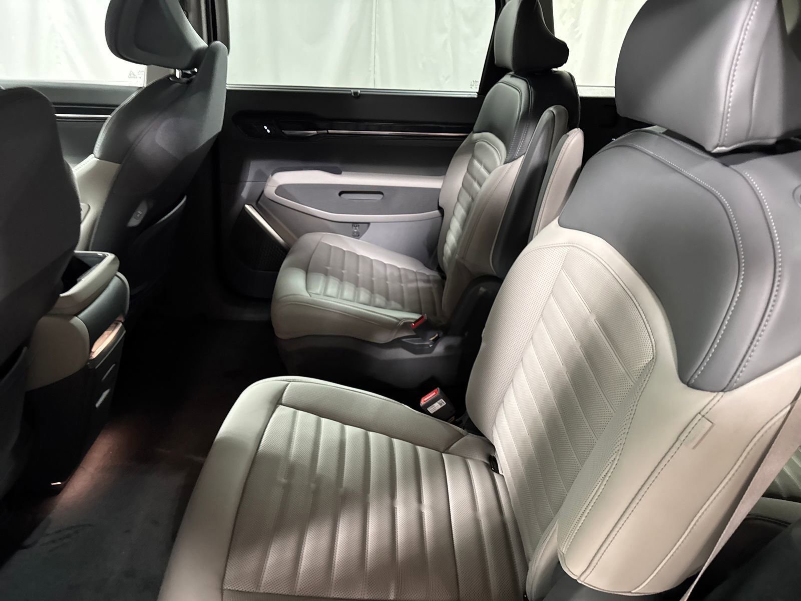 New 2026 Kia EV9 Land AWD/4WD image 5