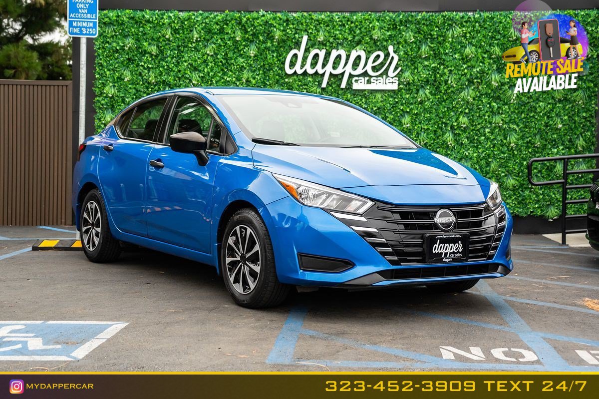 Used 2024 Nissan Versa S w/ Trunk Package FWD image 3