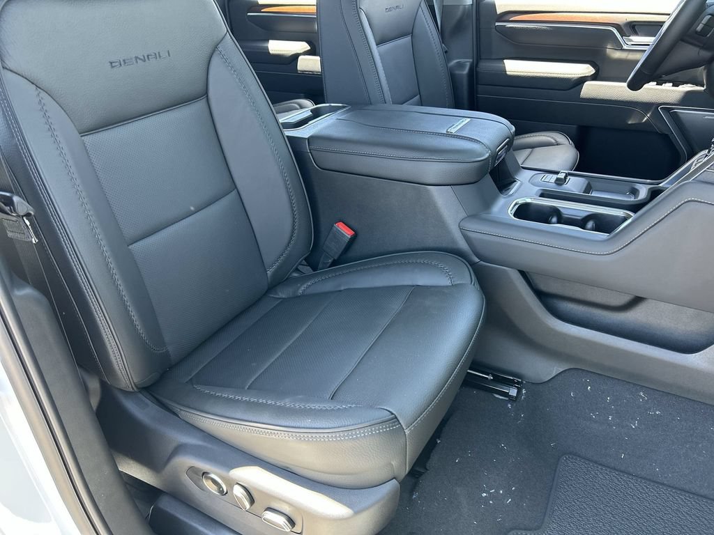 New 2026 GMC Sierra 2500 Denali w/ Technology Package AWD/4WD image 27