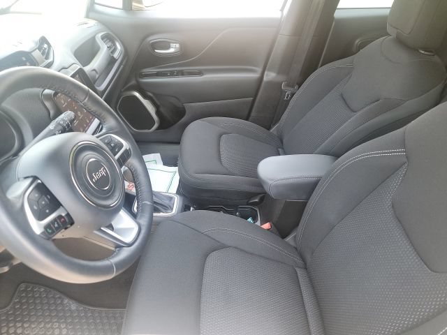 Used 2023 Jeep Renegade Latitude w/ Premium Group AWD/4WD image 8