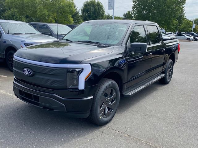 New 2025 Ford F150 Lightning Flash image 3