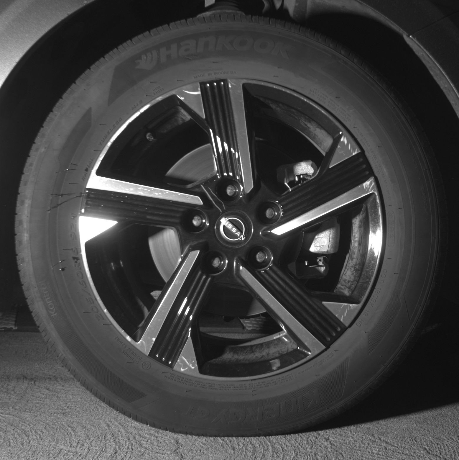 Used 2025 Nissan Sentra SV image 13