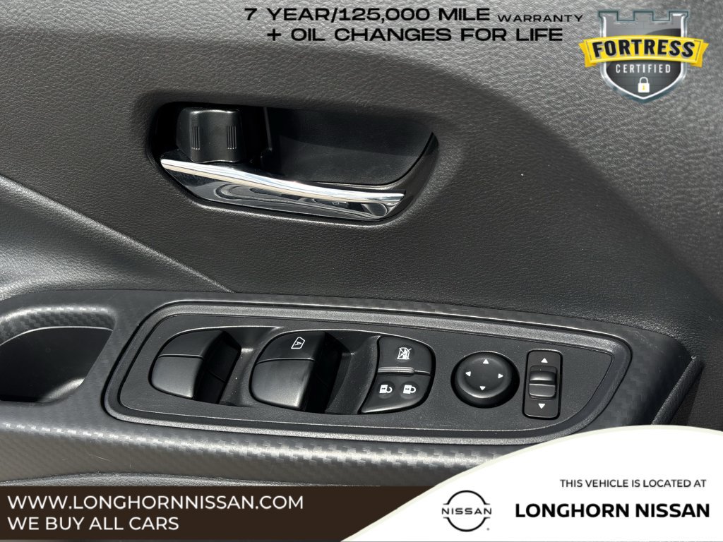 Used 2025 Nissan Versa S w/ Trunk Package FWD image 19