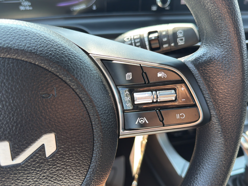 Used 2026 Kia Seltos LX AWD/4WD image 22