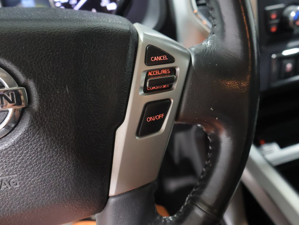 Used 2017 Nissan Titan SV AWD/4WD image 35