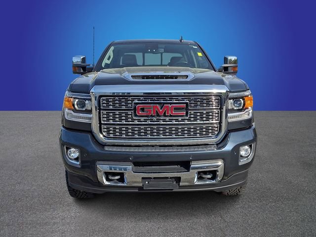 Used 2018 GMC Sierra 2500 Denali w/ Duramax Plus Package image 2