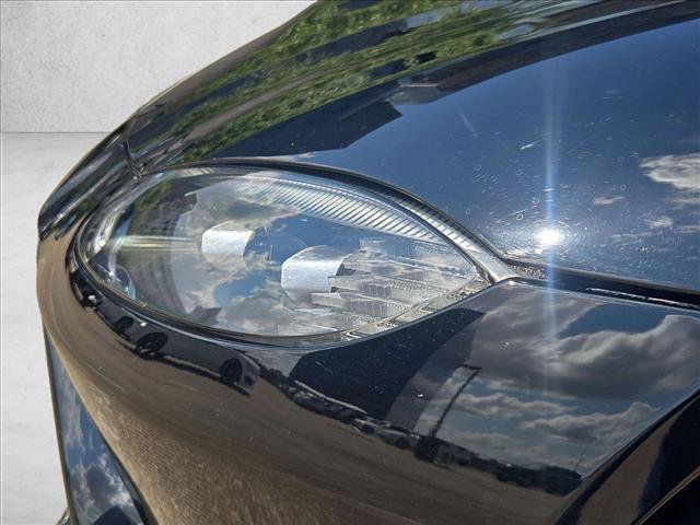 Used 2019 Aston Martin V8 Vantage Coupe RWD image 25